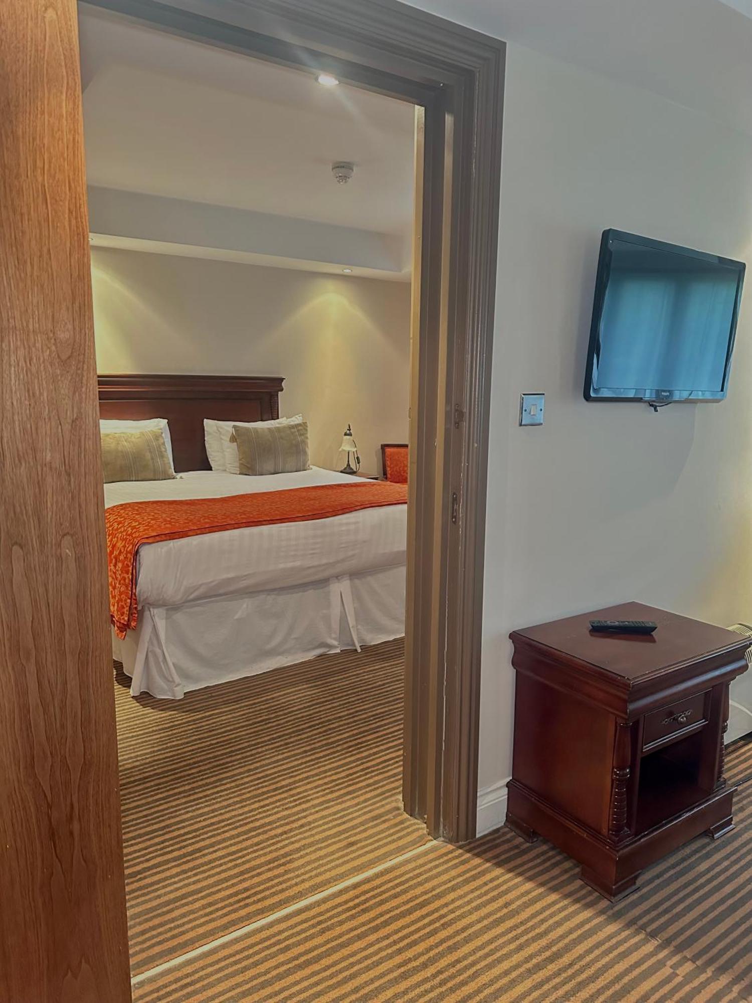 The Casa Hotel, Sure Hotel Collection By Best Western Yateley Exteriör bild