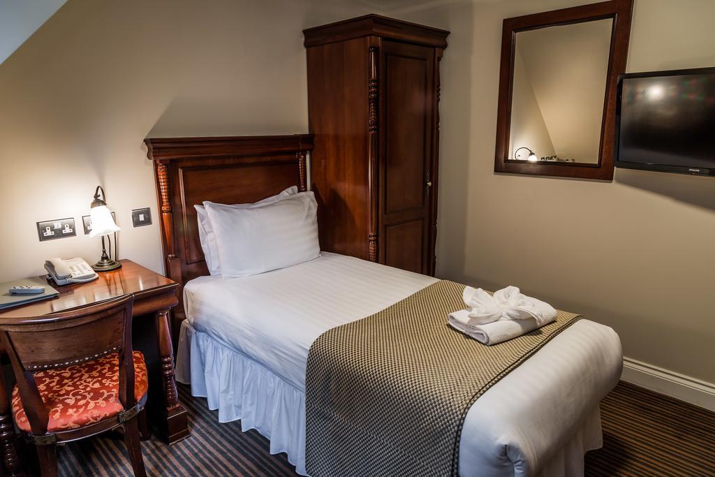 The Casa Hotel, Sure Hotel Collection By Best Western Yateley Exteriör bild